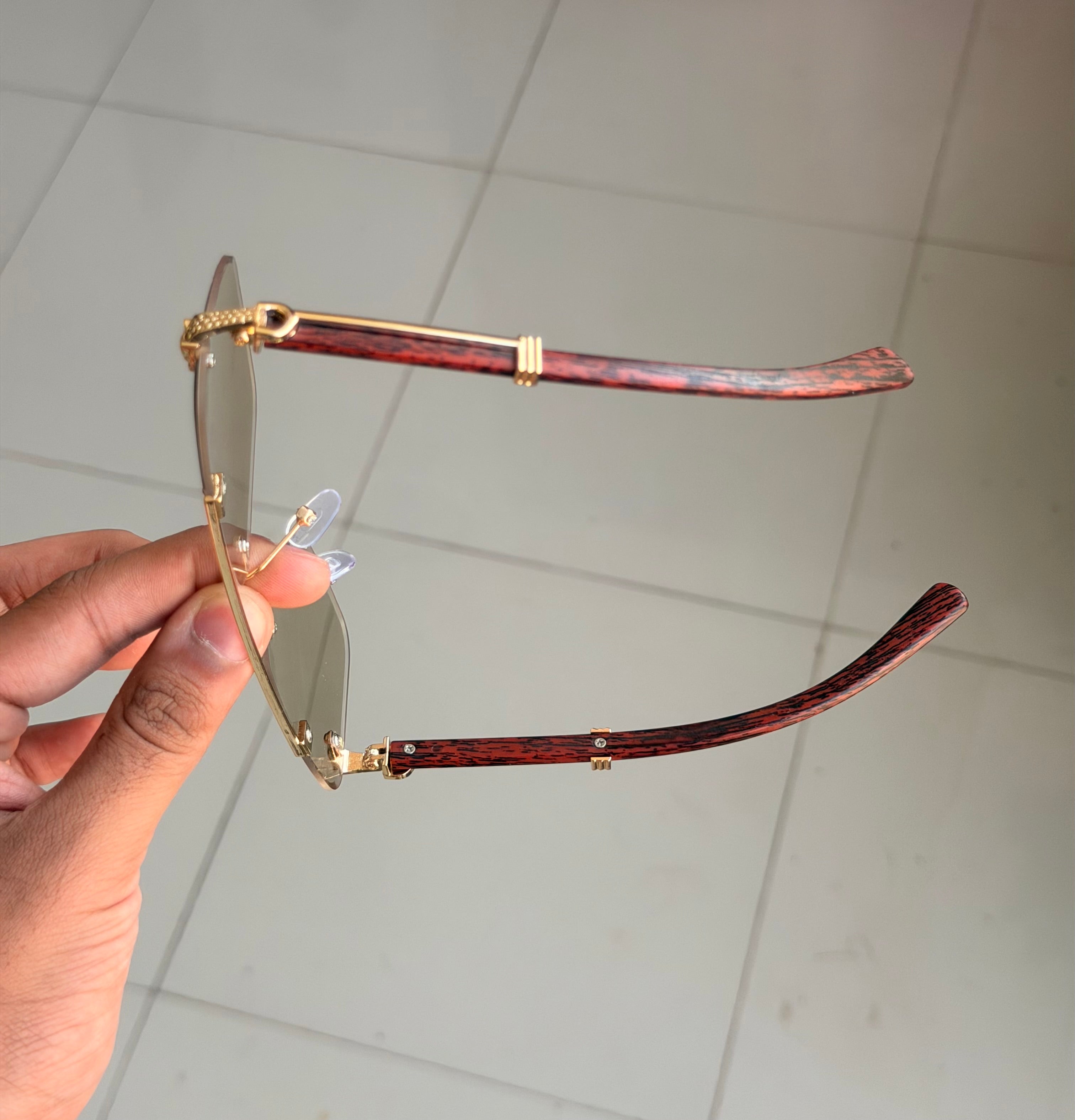The Cheetah Photochromic Eyewear